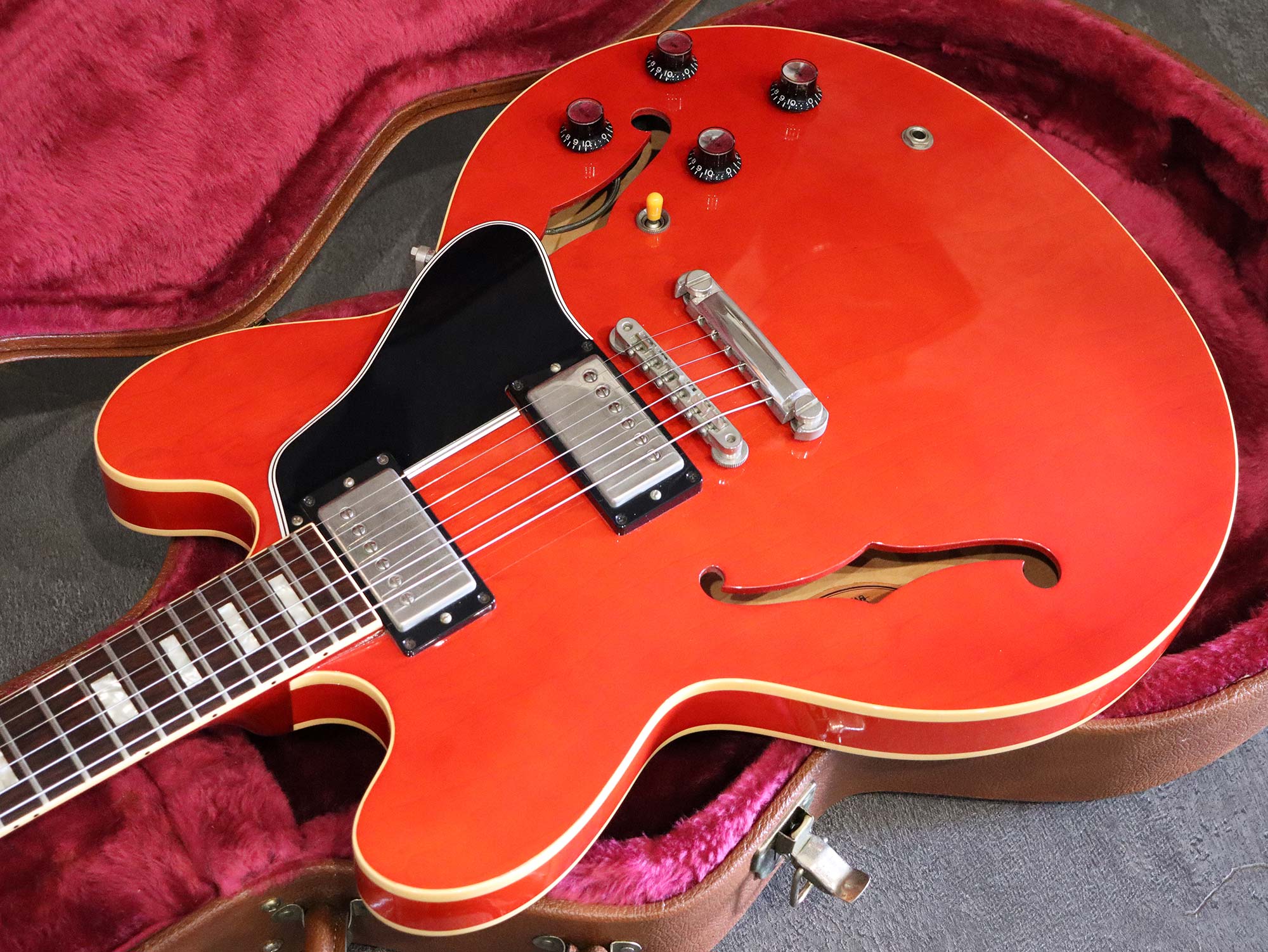 ギター Gibson 1963 ES335 custom shop Gibson Custom Shop Historic Collection 1963 ES-335 VOS